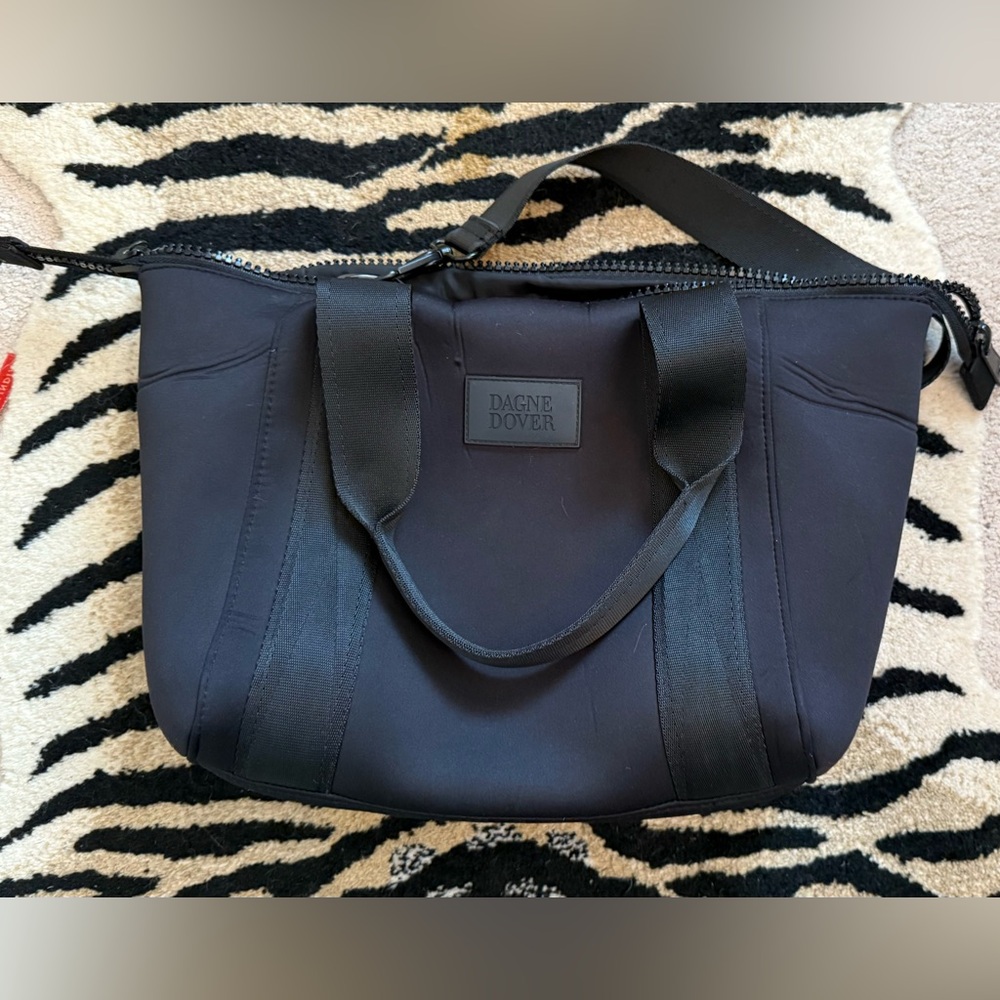 Dagne Dover Landon Neoprene Carryall Bag Small EUC - Picture 9 of 15
